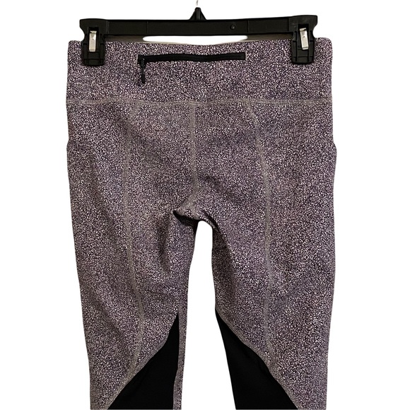 LuLuLemon Pace Rival Crop Leggings 22” - Picture 10 of 15